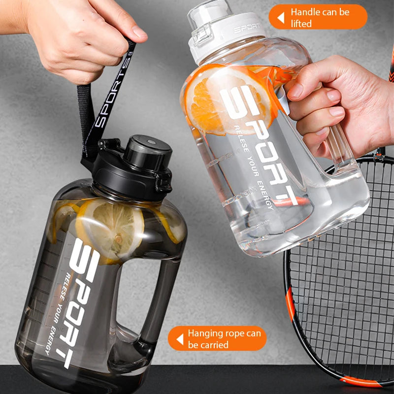 1.2L/1.7L/2.5L large capacity sports water bottle, big belly cup design, portable plastic space cup ideal for students, Ton Ton bucket style.